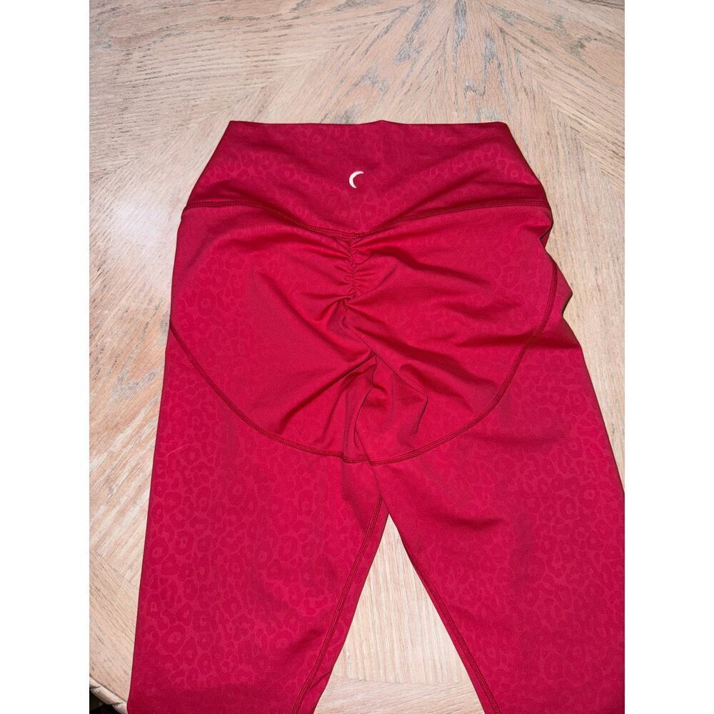 Zyia Light n Tight cross front red leopard booty lifting leggings size 8/10 - Picture 9 of 10